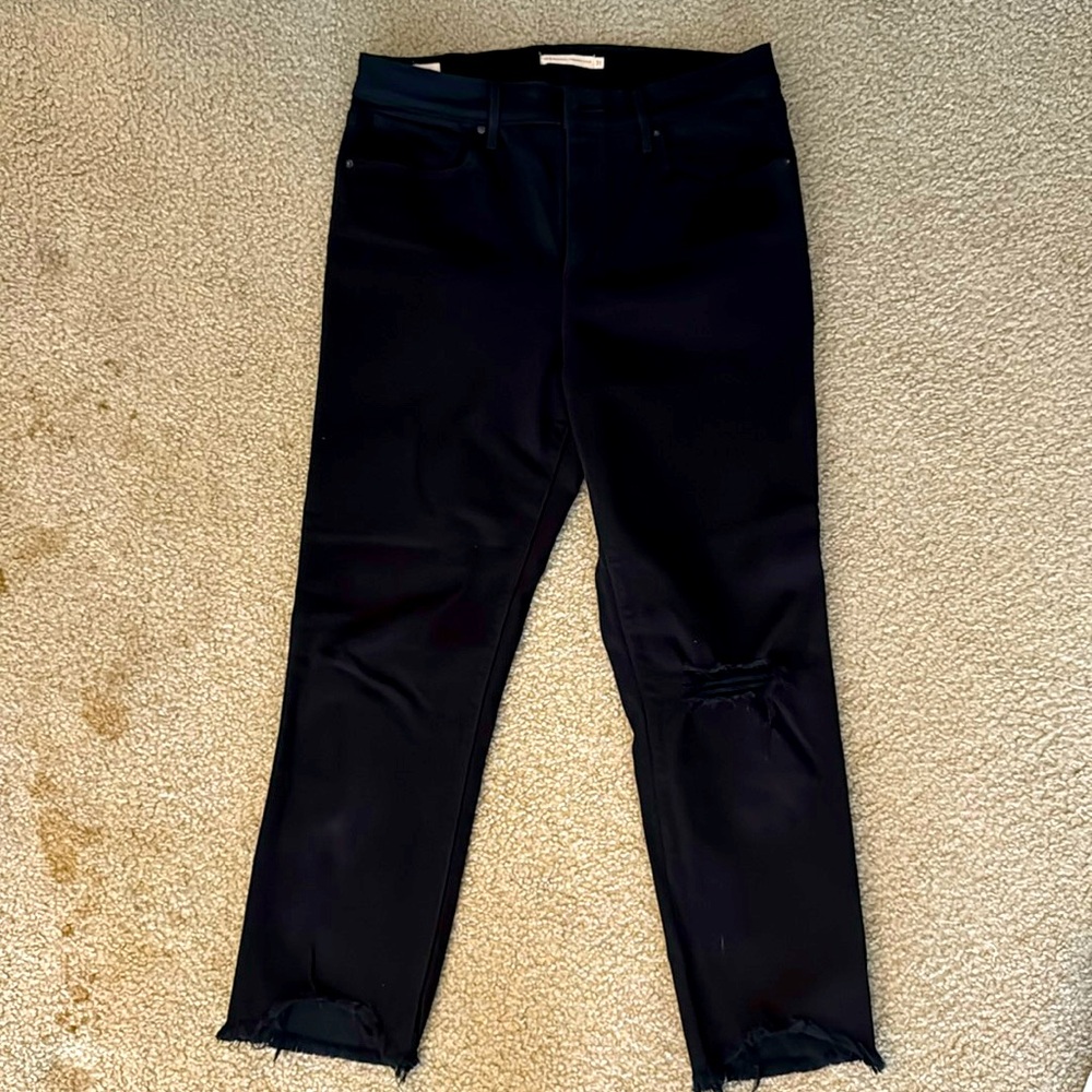 Levi’s high rise straight crop
